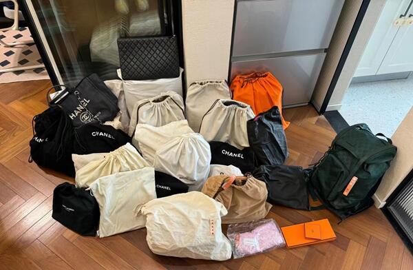 河源回收奢侈品衣服.jpg